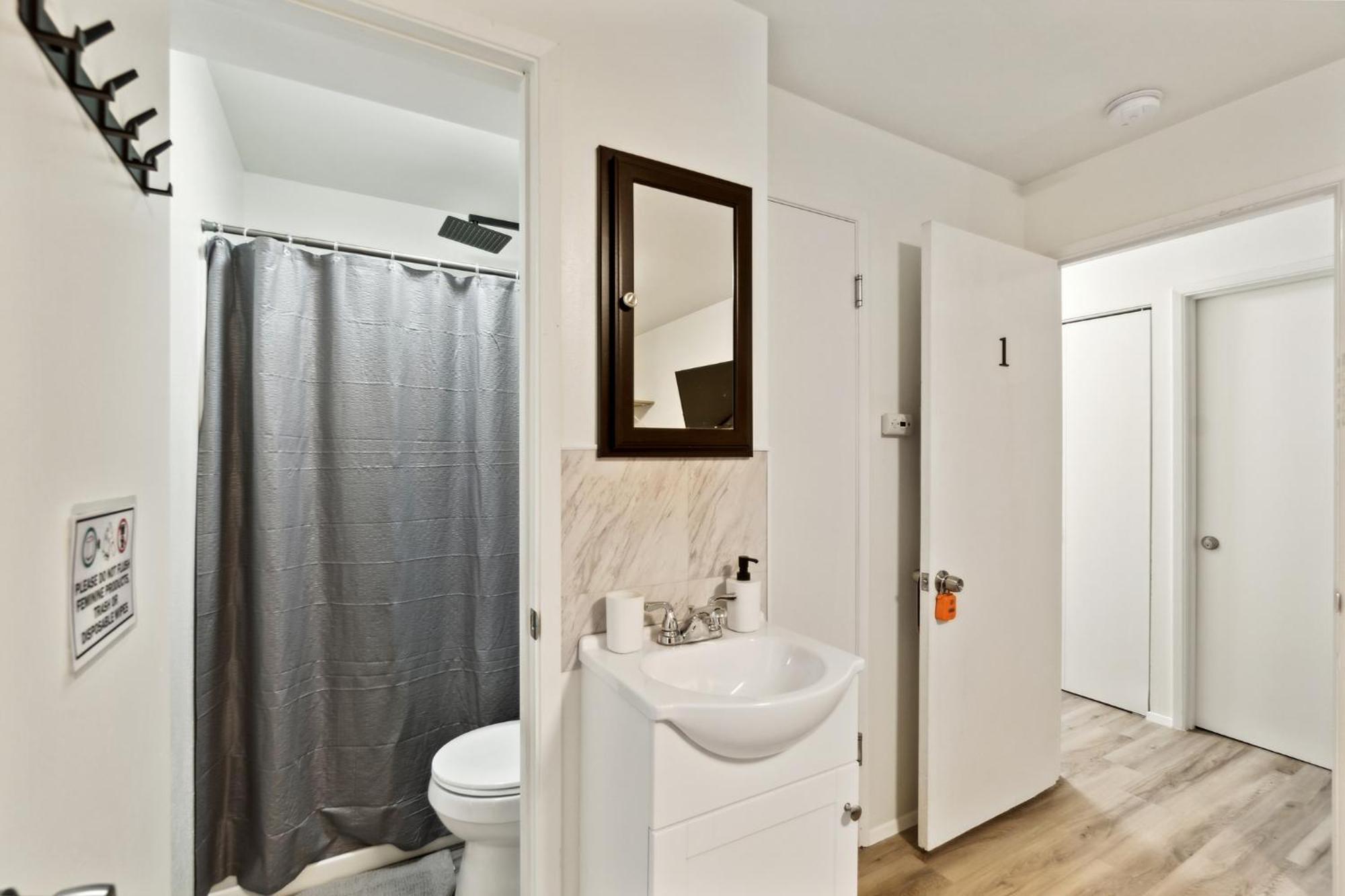 Central Bellevue Guesthouse Luaran gambar